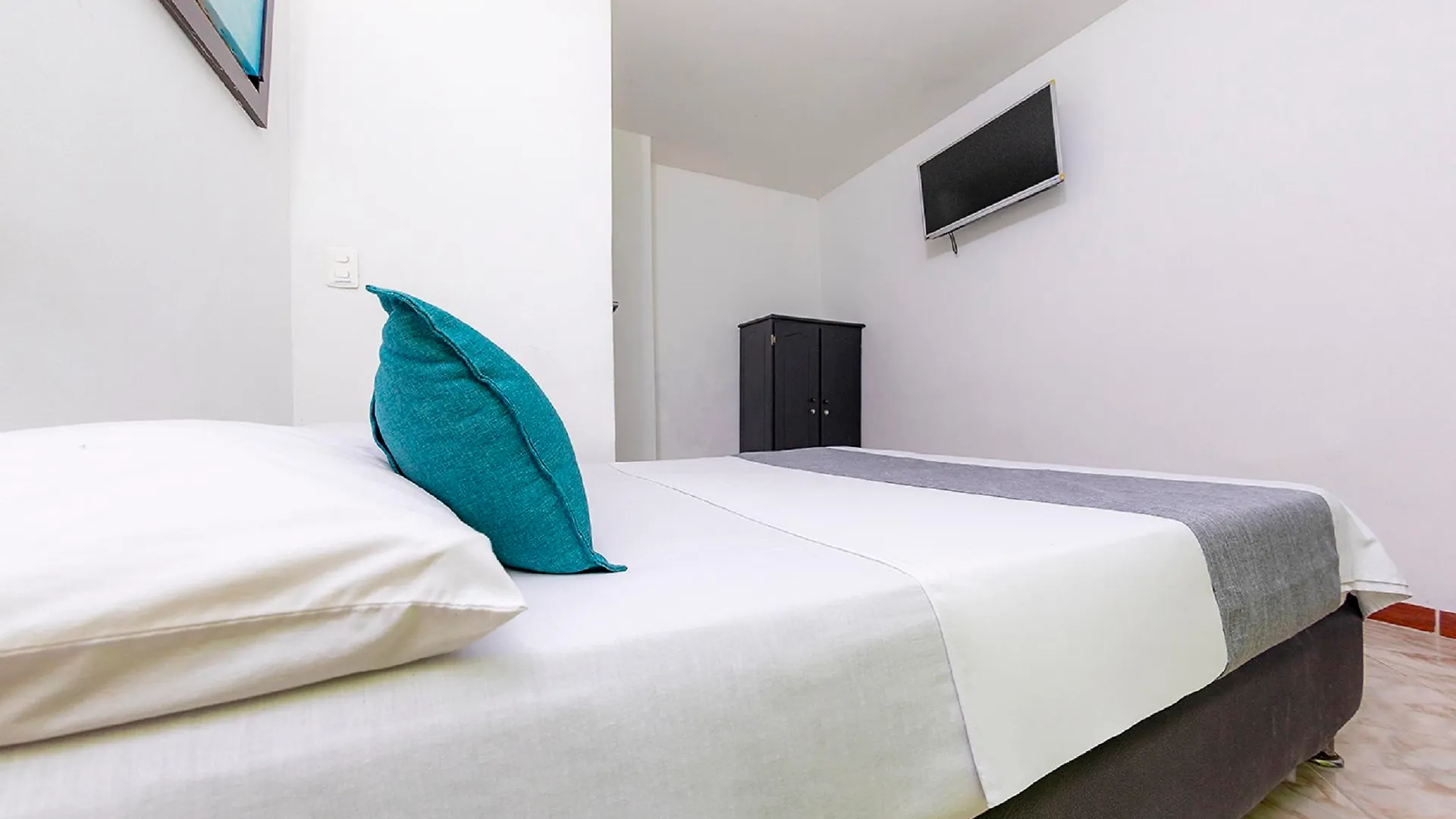 Hotel Florida Nueva Medellin Colombia